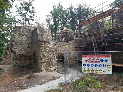 konzervace-karluv-hradek-2023